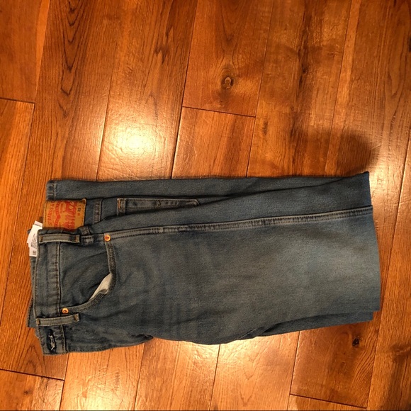 Levi's Other - Levi 31x34